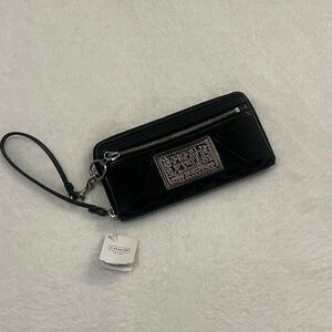 Coach poppy Black Embossed Wristlet with Silver Details (G)